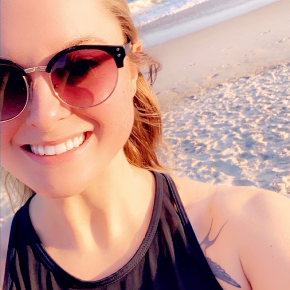 Meet your Posher, Shara